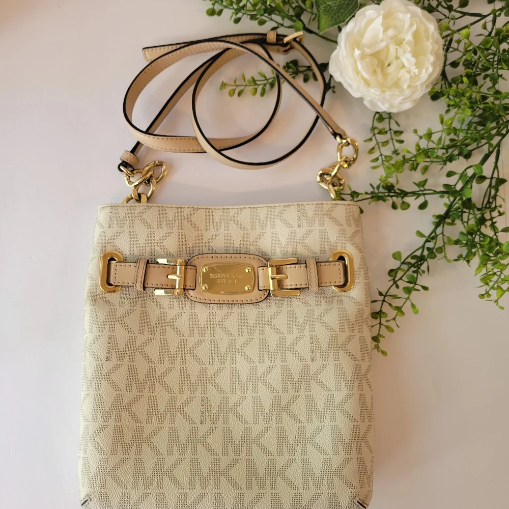 Michael Kors Messenger crossbody bag MK monogram cream/tan